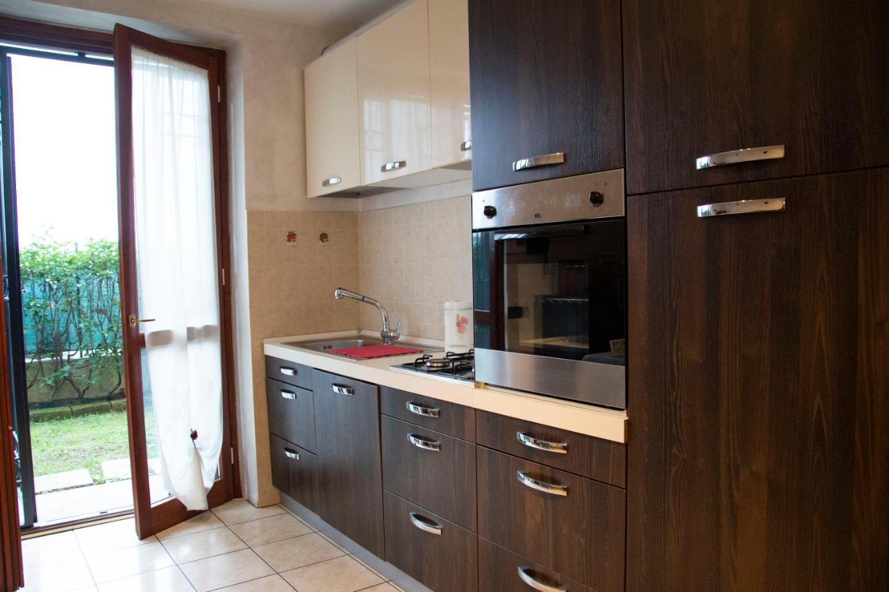Un'Oasi Di Pace Apartman Agrate Brianza Kültér fotó